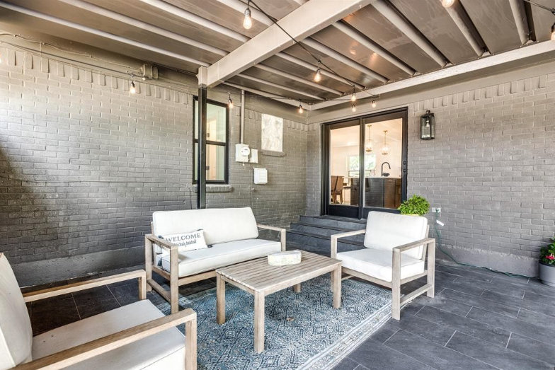 Outdoor seating 